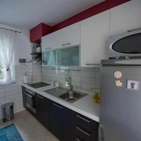 Lidija Apartment